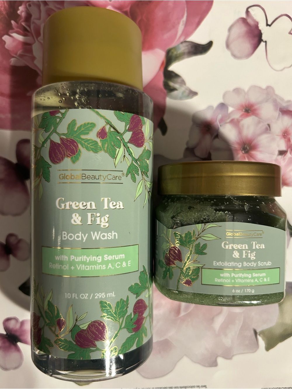 🛍️GlobalBeautyCare Green Tea & Fig Body Wash - Green